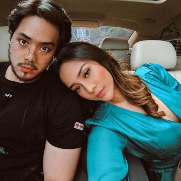 Artis yang Diduga Tinggal Serumah Tanpa Status Nikah. (Foto instagram)