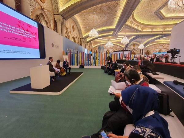 Mensos Tri Rismaharini hadir Kongres Kewirausahaan Menteri Sosial (Mensos) Tri Rismaharini menghadiri Kongres Kewirausahaan Global (GEC). (Foto: dok Kemensos)