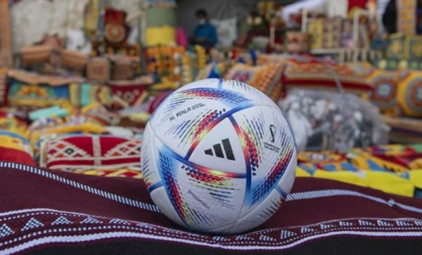 Al Rihla Bola resmi Piala Dunia 2022 telah diluncurkan. (Foto: FIFA)
