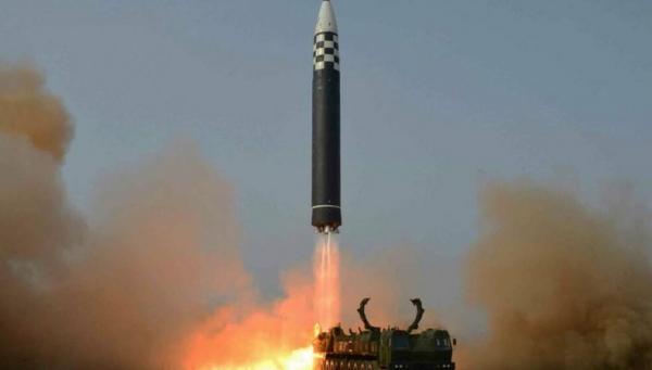 Hwasong-17 Rudal terbesar di dunia, salah satunya Hwasong-17 (Korea Utara). (Foto: nknews)