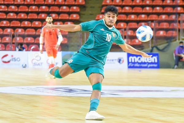 Indonesia menang telak 5-1 atas Malaysia dalam lanjutan Piala AFF Futsal 2022.  Evan Soumilena dan Ardiansyah Nur jadi bintang laga. (foto: Twitter/TimnasfutsalIDN).