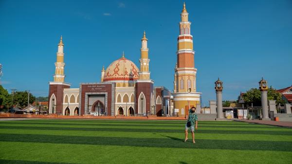 MASJID MAJALENGKA Masjid Al-Imam Majalengka jadi salah satu destinasi wisata religi yang layak dikunjungi. (FOTO: ISTIMEWA)