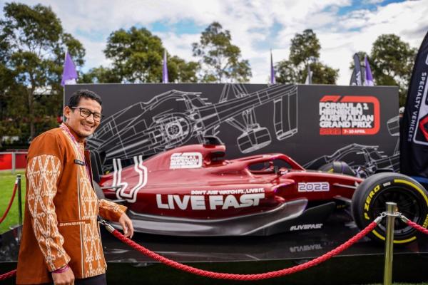 IMG 20220411 WA0000 Menparekraf Sandiaga Salahuddin Uno menonton langsung ajang balap Formula 1 (F1) GP Australia 2022. (Foto: dok Menparekraf)