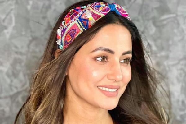 Hina Khan, artis Bollywood yang menjalankan ibadah puasa Ramadan. (Foto: IG)