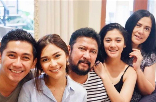 Artis Paling Banyak Punya Saudara. (Foto: instagram)