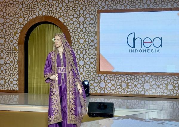 Image1 Berburu Baju Lebaran Buatan Desainer di Ramadan Runaway, Ada Rancangan Ivan Gunawan hingga Jeny Tjahyawati