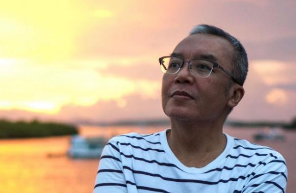 Ari Lasso setelah kemoterapi Artis jualan makanan kaki lima.