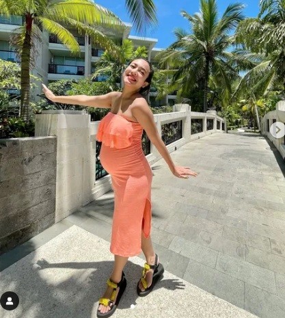 Artis Cantik Jalani Puasa Ramadhan dalam Keadaan Hamil. (foto: instagram)