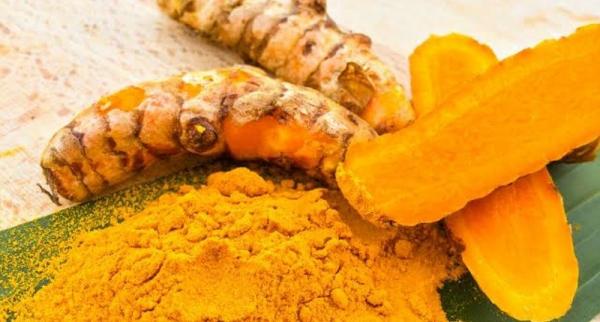 Cara memutihkan tangan dan kaki secara alami dengan kunyit