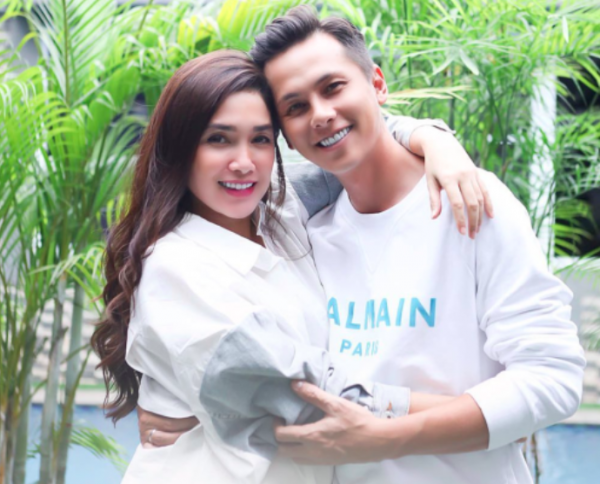 Screen Shot 2022 04 25 At 14 47 23 Artis Ganteng Menikah dengan Wanita Lebih Tua. (foto: Instagram)