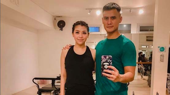 Istri Chocky Sitohang Istri Choky Sitohang, Melissa Aryani, memutuskan pindah agama di usia 20 tahunan. (Foto: Instagram)