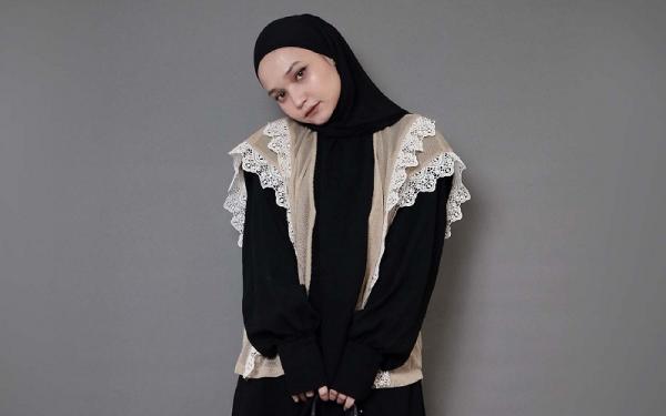 Cozy but Stylish Look, baju berbahan nyaman untuk silaturahmi seharian (Foto: Dok Shopee)