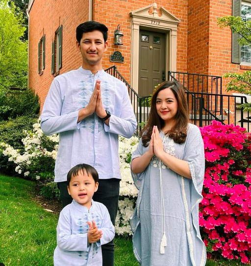 Screen Shot 2022 05 02 At 16 35 11 Artis Lebaran di Luar Negeri. (Foto: Instagram)