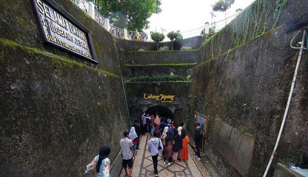 Lobang Jepang, Bukittinggi (Antara)