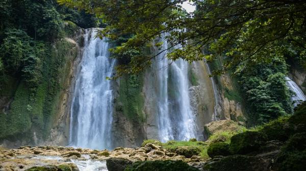 CURUG CIKASO Curug Cikaso di Kampung Ciniti, Desa Cibitung, Kecamatan Cibitung, Kabupaten Sukabumi. (FOTO: ISTIMEWA)
