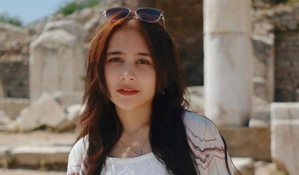 Prilly Latuconsina masuk forbes Artis Hobi Kulineran. (foto: Instagram)
