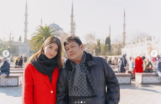 Artis cantik menikah dengan Pengusaha Tambang, Fiona Fachru Artis cantik menikah dengan Pengusaha Tambang, Fiona Fachru