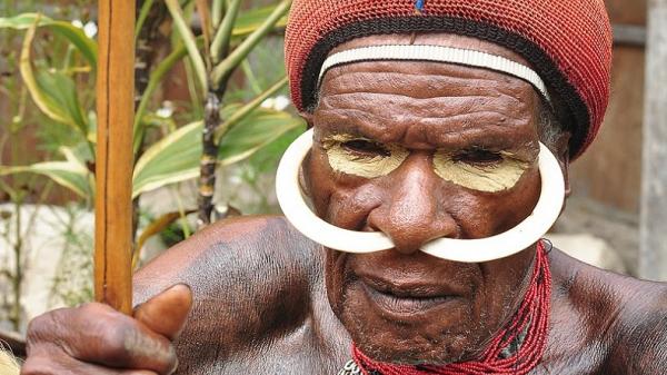 Suku Dani di Papua.
