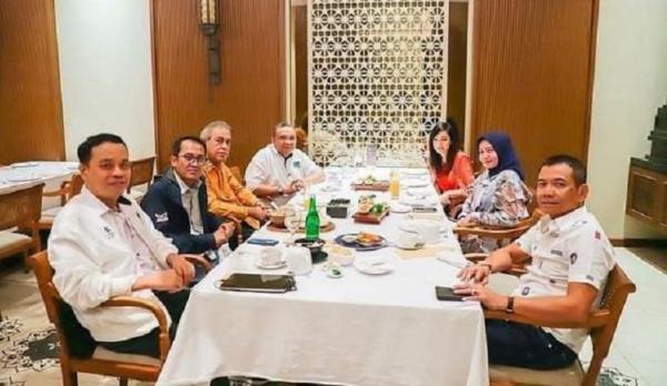 parpol non parlemen Tujuh partai politik nonparlemen tatap muka membahas koalisi pemilu 2024. (Foto ist).