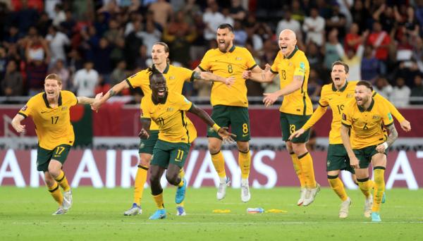 Timnas Australia lolos ke Piala Dunia 2022. Tim berjuluk Socceross itu menang adu penalti 5-4 atas Peru pada&nbsp;laga Playoff Kualifikasi Antarbenua (Foto: REUTERS/Mohammed Dabbous)