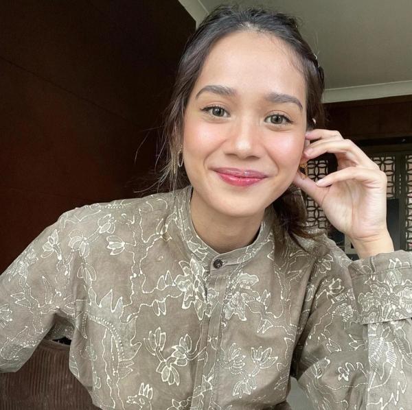 Artis Cantik yang Menjadi Ibu Sambung. (Foto: instagram)