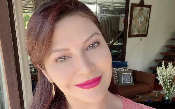 Artis Suka Makan di Warung Kaki Lima. (Foto: instagram)