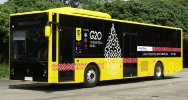 Bus Listrik UI