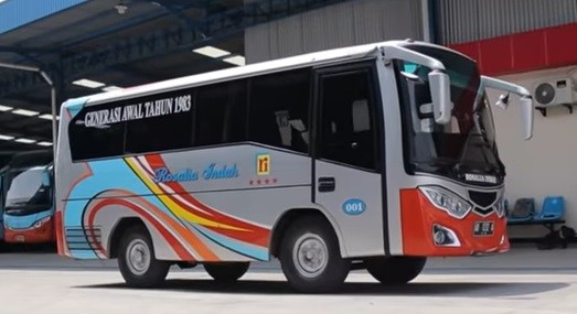 Bus Rosalia Pertama