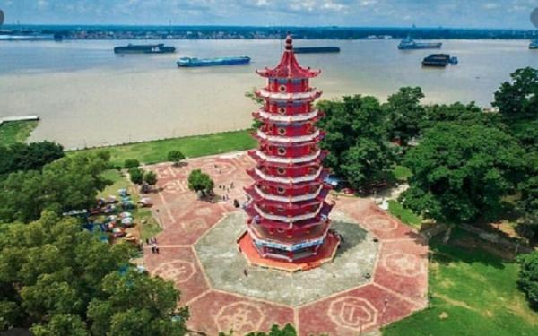 Pulau Kemaro yang dihiasi dengan Pagoda. (Foto: Ist)