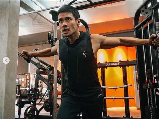 Chicco Jerikho Artis Ganteng Keturunan Batak. (foto: Instagram)