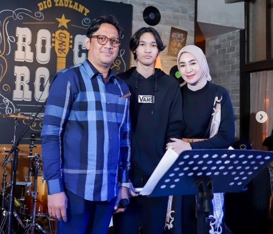 Komedian Beristri Cantik. (foto: instagram)