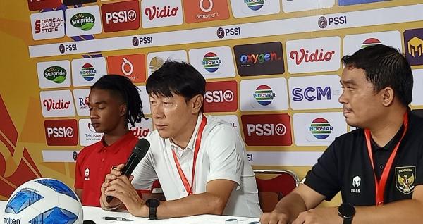 Pelatih Timnas Indonesia U-19 Shin Tae-yong cukup puas dengan hasil 7-0 melawan Brunei Darussalam di Piala AFF U-19 2022. Namun, dia juga menyoroti soal daya konsetrasi anak asuhnya. (foto: Ilham Sigit/MPI)