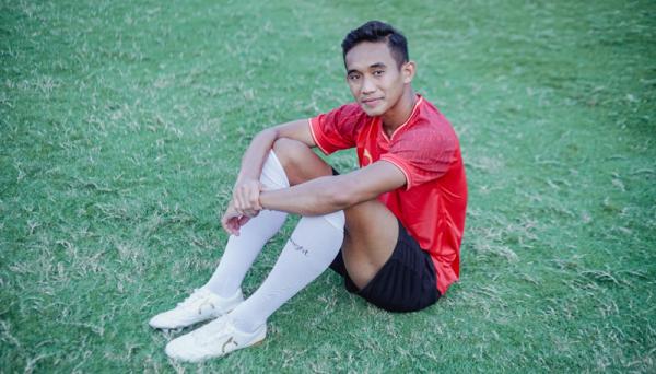 Rizky Ridho Rahasia bek Timnas Indonesia Rizky Ridho tampil apik bersama Timnas Indonesia (Foto: Ist)