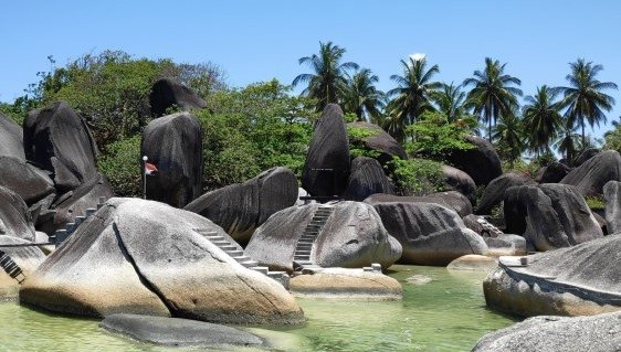 Pantai Batu Alif 1
