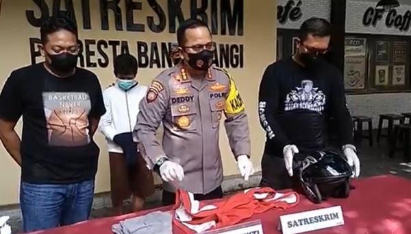 Polresta Banyuwangi menangkap BS di Tabanan, Bali. (Foto: iNewsTV/Eris Utomo)