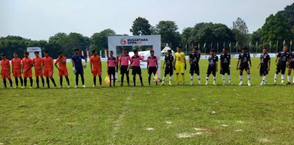 Maluku Utara Selection dikalahkan 1-2 oleh Borneo FC pada laga lanjutan Nusantara Open 2022 Piala Prabowo Subianto. (Foto: MPI)