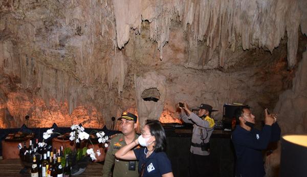 Restoran dalam gua bernama The Cave di Kuta Selatan, Badung. (Foto: ANTARA)