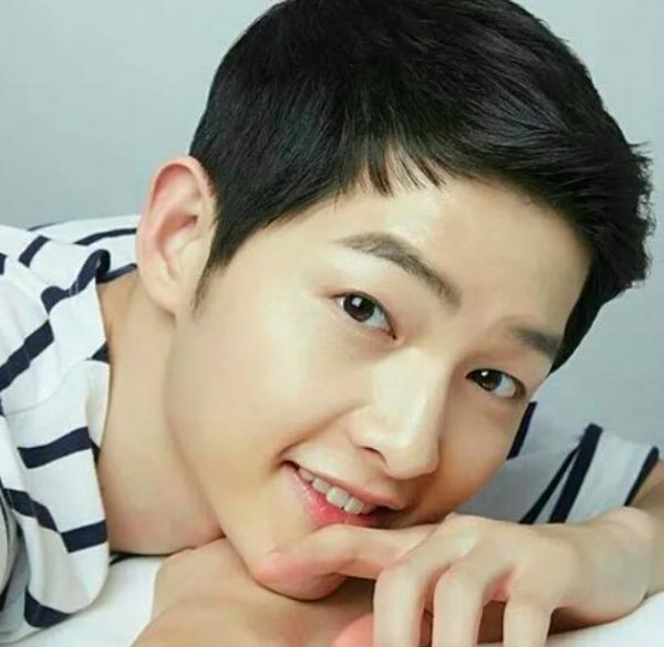Screen Shot 2022 07 22 At 12 04 26 orang Korea paling ganteng. (Foto: Instagram)