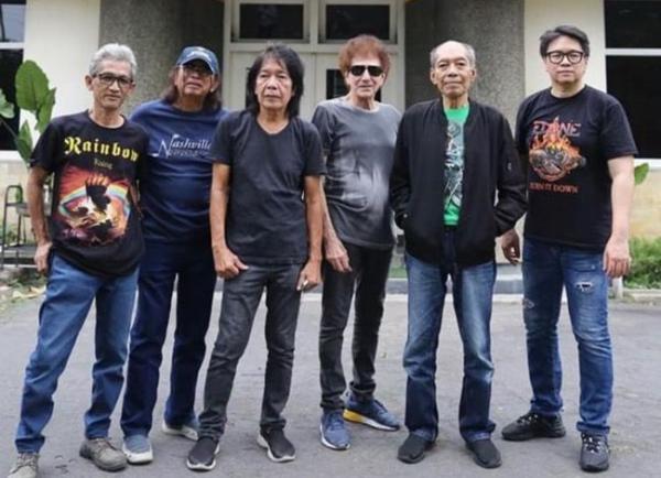 Grup band legendaris Indonesia bertahan hingga sekarang, Godbless. (Foto: IG)