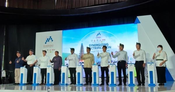 IMG 20220727 134349 Ilustrasi Pengertian Puisi