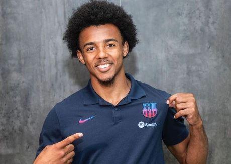 Jules Kounde Jules Kounde selangkah lagi resmi menjadi pemain Barcelona. (Foto: Instagram/@jkeey4)