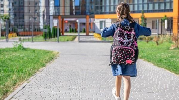 Disdik DKI Jakarta Pastikan Tak Ada Sekolah Negeri Wajibkan Hijab ke Siswi