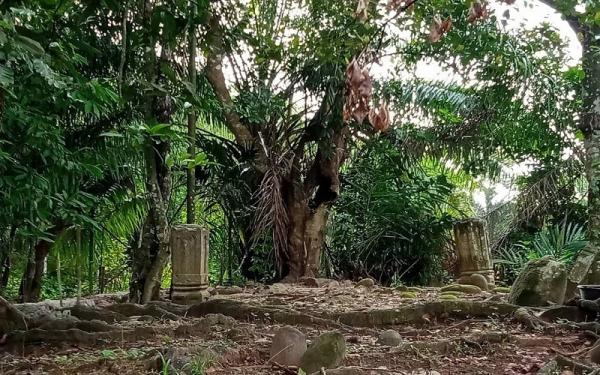 Fakta Barus Kota Tertua di Sumatera Utara, Kompleks Makam Mahliga (Foto: Instagram/Kompleks Makam Mahliga) Fakta Barus Kota Tertua di Sumatera Utara, Kompleks Makam Mahliga (Foto: Instagram/Kompleks Makam Mahliga)