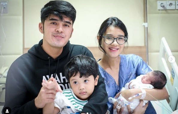 Artis Menikah dengan Pendeta. (foto: Instagram)