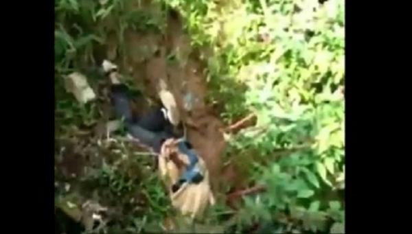 Jenazah korban saat ditemukan dengan kondisi tangan, kaki dan leher terikat. (Foto: Polres Bogor)