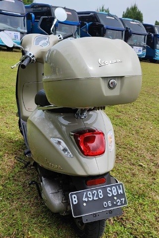 Vespa Premivera 1