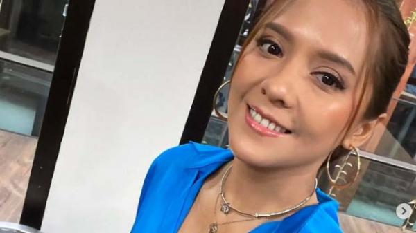 Lala Karmela Artis Cantik Punya Salon. (Foto: Instagram)