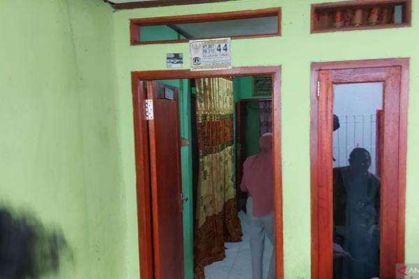 Lokasi Mak Erot Lokasi praktik pengobatan Mak Erot yang berada di Cawang, Jakarta Timur, Kamis (4/8/2022). (Foto : Antara)