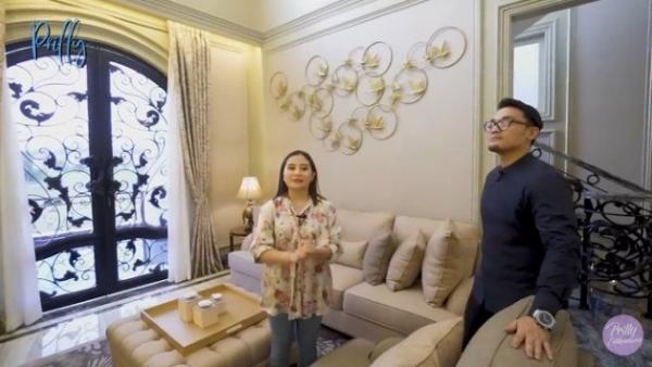 Artis Punya Rumah Mirip Istana. (foto: Instagram)