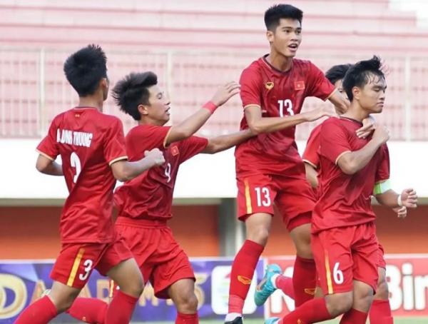 Tim Nasional Vietnam U-16 Piala AFF U-16 2022 Tim Nasional Vietnam U-16 berhasil lolos ke final usai mengalahkan Timnas Thailand U-16 dengan skor 2-0 pada laga semifinal Piala AFF U-16 2022. (Foto: Instagram/@aff.presse)